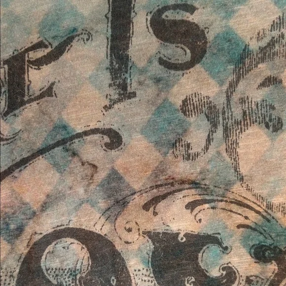 Magnolia Pearl Multicolor Graphic Tee - Picture 2 of 8